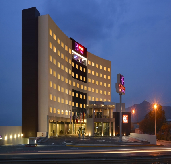 HS HOTSSON HOTEL SILAO